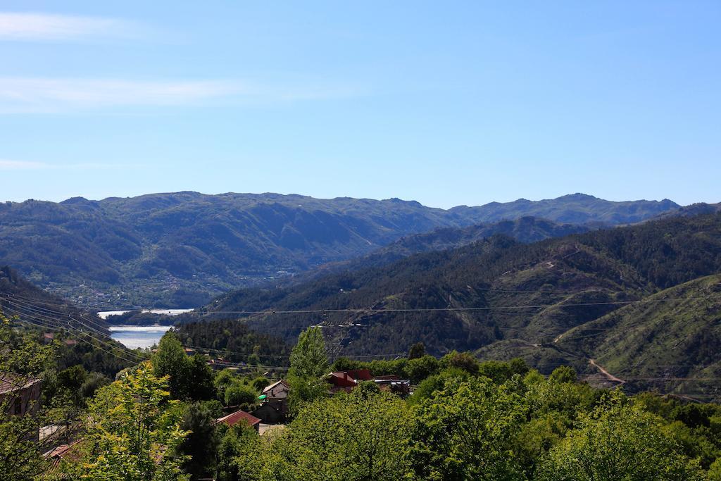منزل الضيف فييرا دو مينهو  في Aldeia Turistica De Louredo المظهر الخارجي الصورة