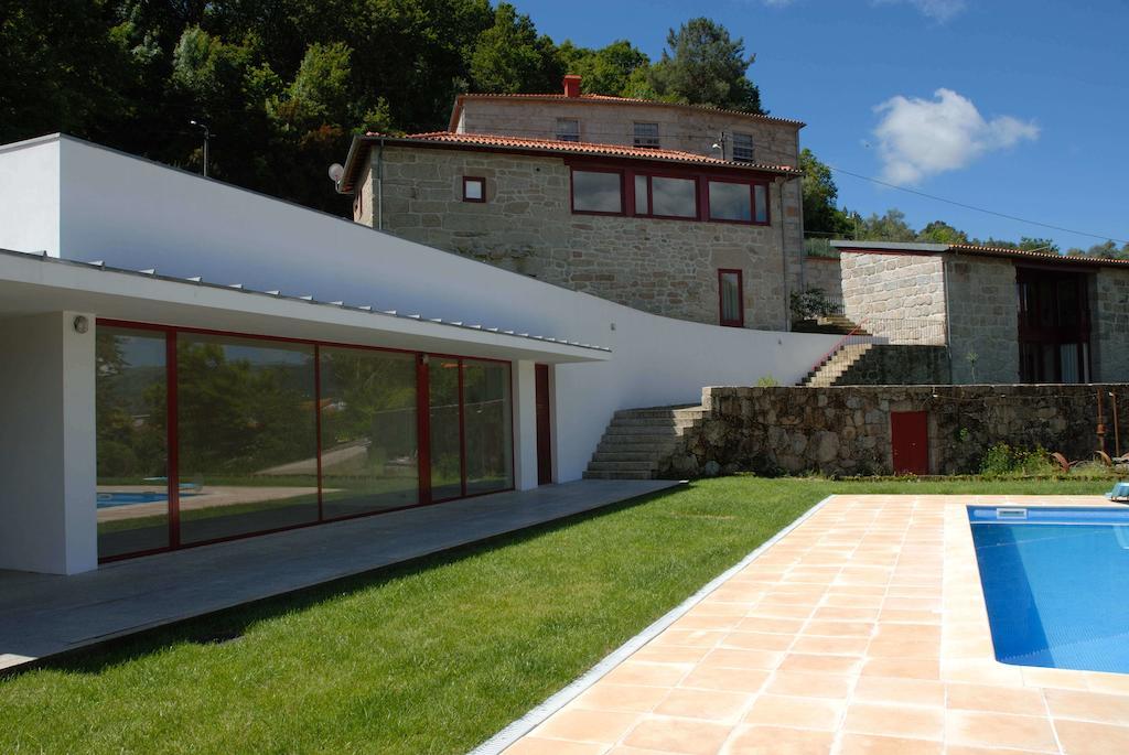 منزل الضيف فييرا دو مينهو  في Aldeia Turistica De Louredo المظهر الخارجي الصورة