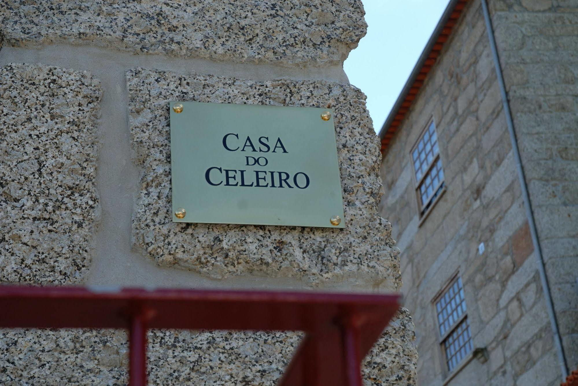 منزل الضيف فييرا دو مينهو  في Aldeia Turistica De Louredo المظهر الخارجي الصورة